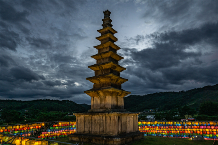中央塔1 中央塔1