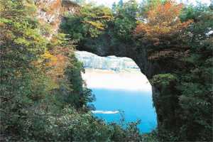 丹阳郡岛潭三峰