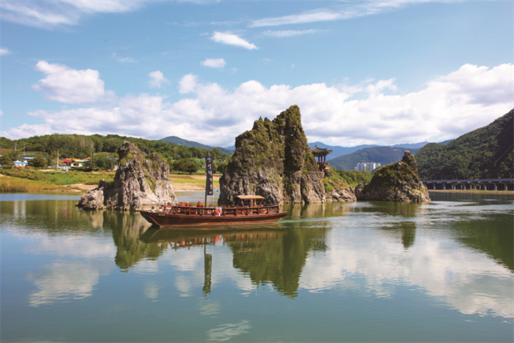 岛潭三峰 岛潭三峰