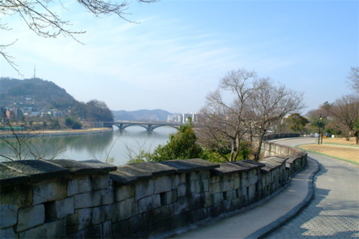 晋州城2
