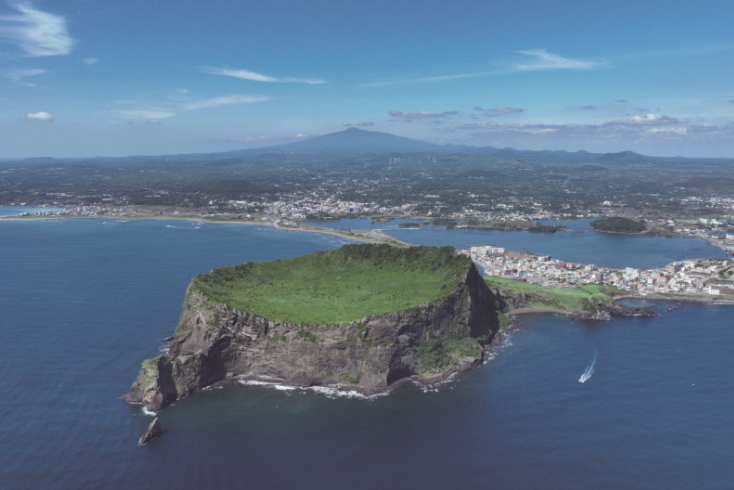 城山日出峰