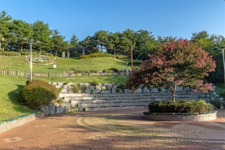 江陵南山公园 江陵南山公园