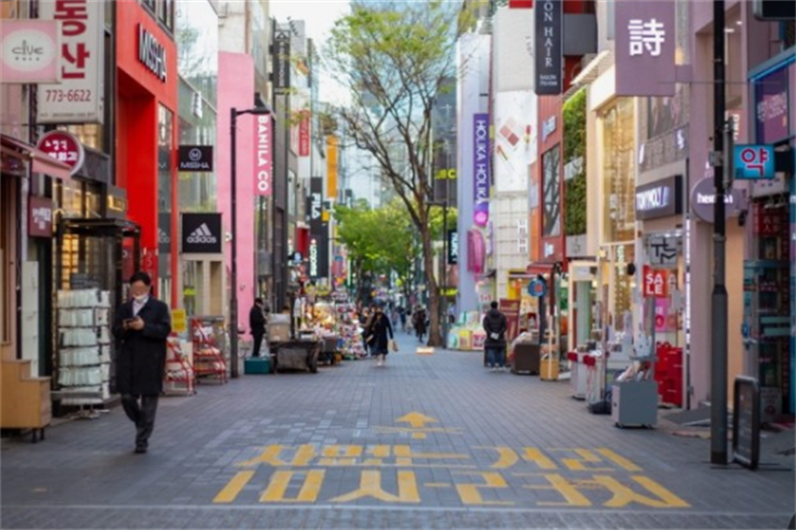 明洞 明洞