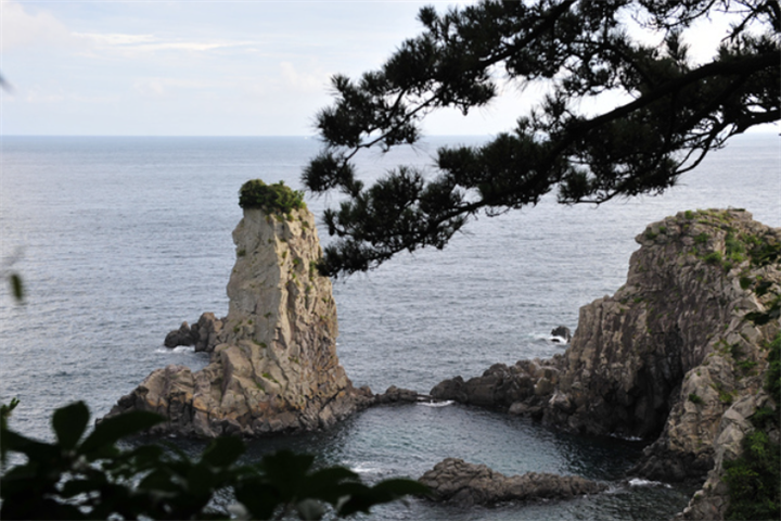 独立岩2