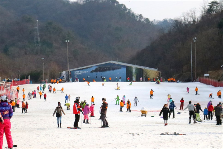 滑雪1 (1) 滑雪1 (1)