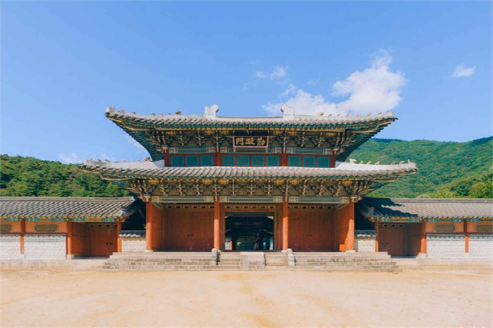闻庆鸟岭道立公园6