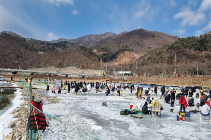 清平雪冰鳟鱼节1 清平雪冰鳟鱼节1