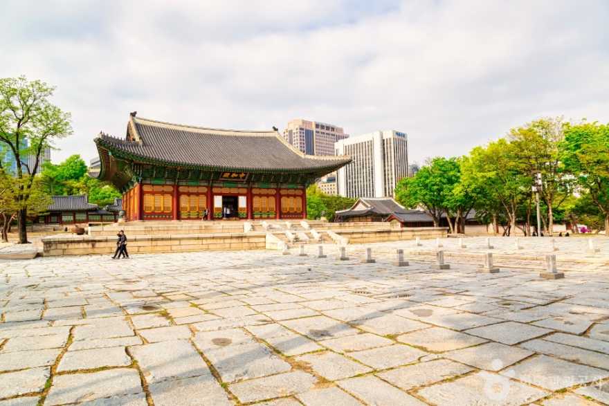 Deoksugung Palace